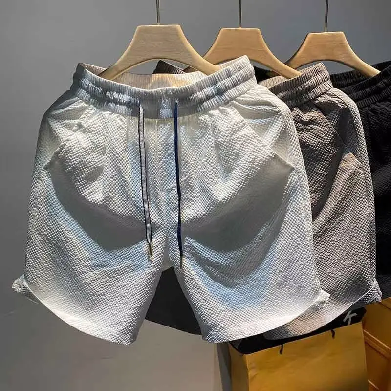 

Loose Casual Men's Shorts Summer Outdoor Wear Youth Active Style Spring Collection Comfortable Fit Youthful Energy Look