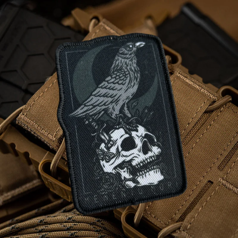 MEMENTO MORI Crow Patch Skull Military Morale Badge Armband Printed Hook and Loop Patches Tactical Clothes Backpack Stickers