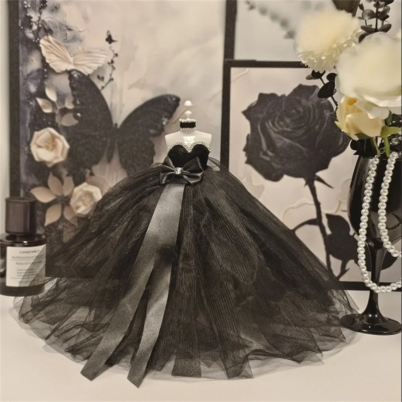 Women Wedding Black Dress with Choker Necklace Strapless Rhinestone Tulle Clothes Model Toys