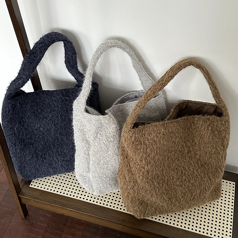 

Ladies Large Capaci Woolen Tote Bag Simple Commuter Single oulder Bag Casual Sle Handbag Soft Material Foldable Design