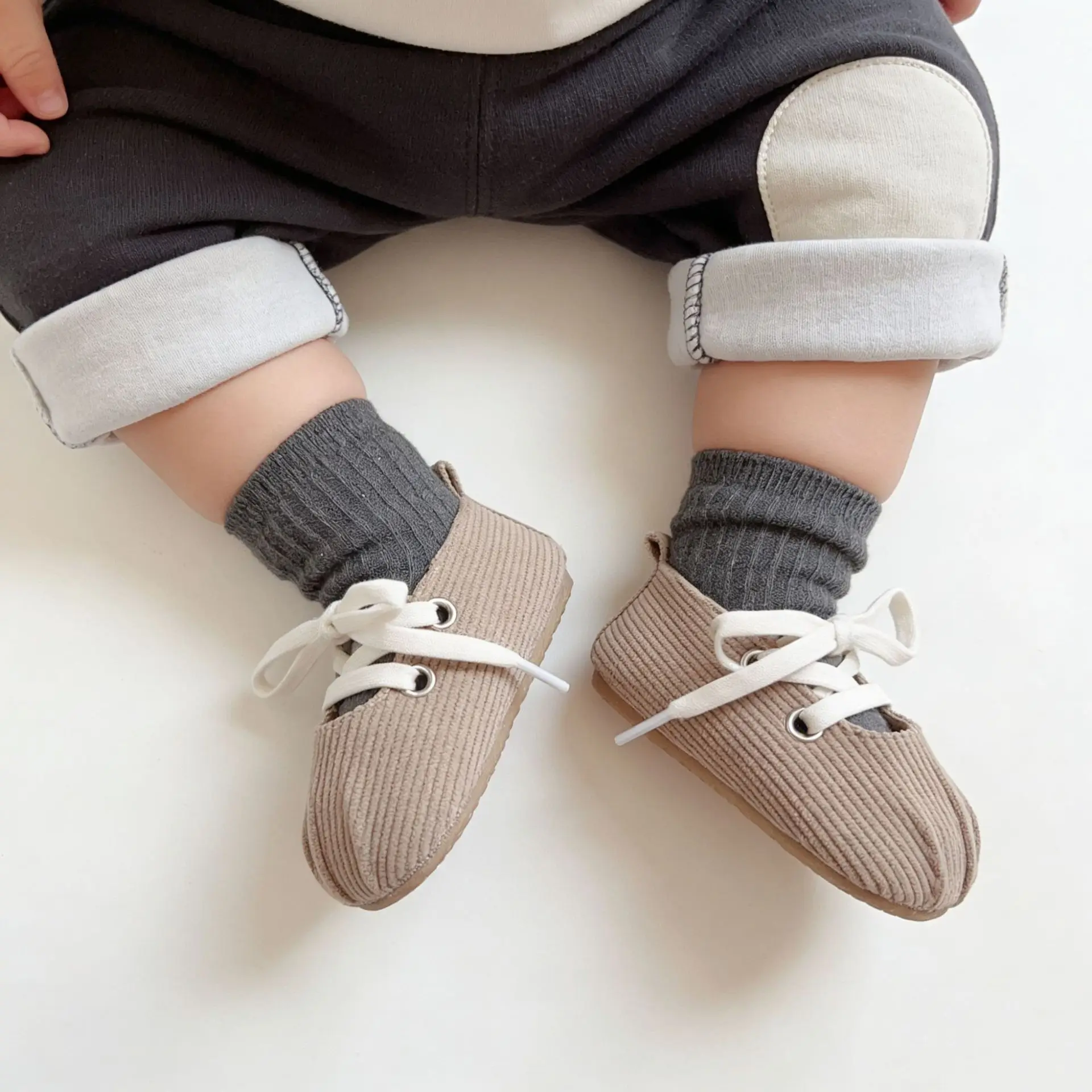 Spring new Korean version baby simple versatile fabric soft sole anti slip lace up women's shoes
