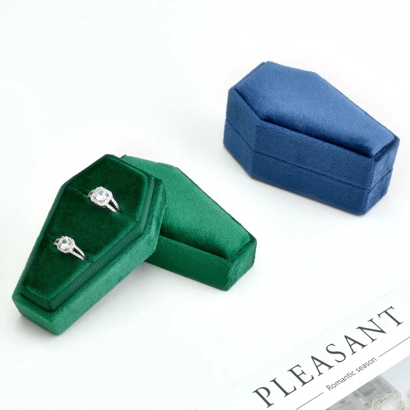 Y2k Gothic Velvet Coffin Ring Necklace Earnail Organizer Gift Box Trendy Creative 2000s Jewelry Accessory Storage Display Case