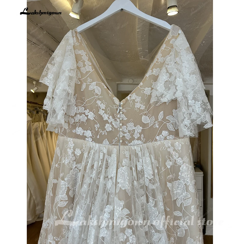 Lakshmigown Champagnerfarbenes Plus-Size-Hochzeitskleid mit abnehmbaren Fledermausärmeln, V-Ausschnitt, Spitze, Hofschleppe, Brautkleid nach Maß – Detail 9