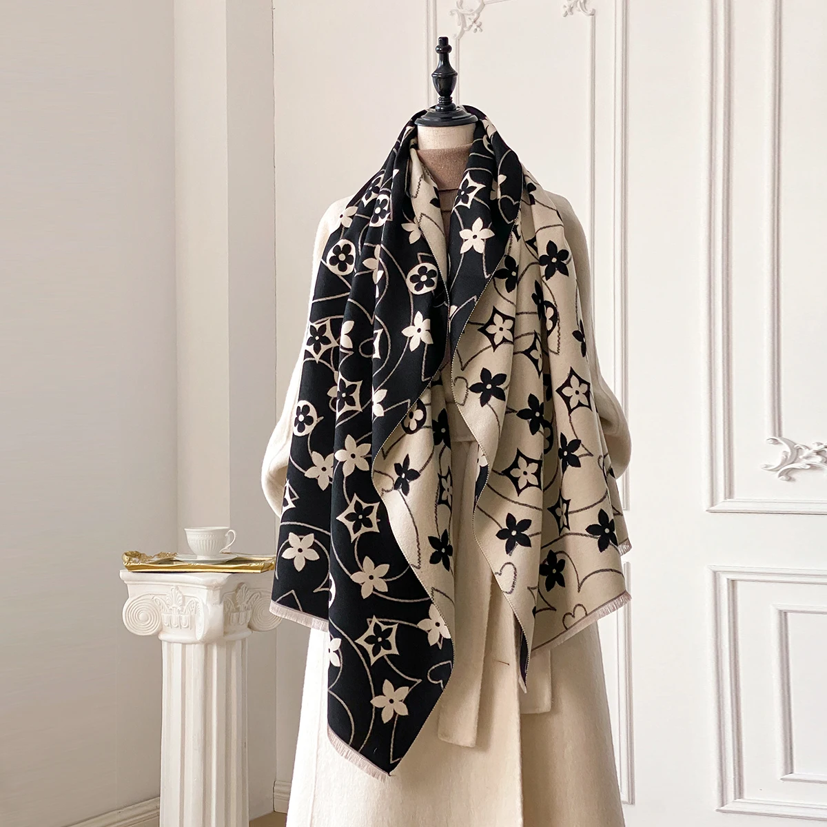 

2025 Новый роскошный женский двусторонний шарф из пашмины с цветочным принтом - мягкая теплая зимняя уличная морозостойкая ветрозащитная шаль