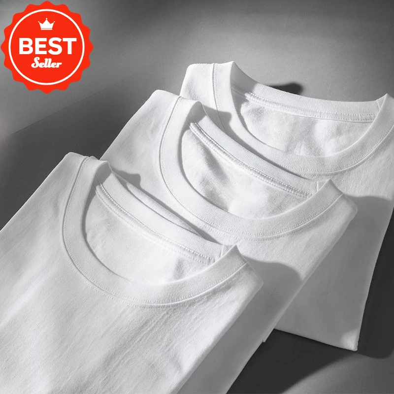 

Основы гардероба — яркие однотонные футболки с богатыми тонами и мягкой тканью. Подходит для идеального повседневного использования. Мода.