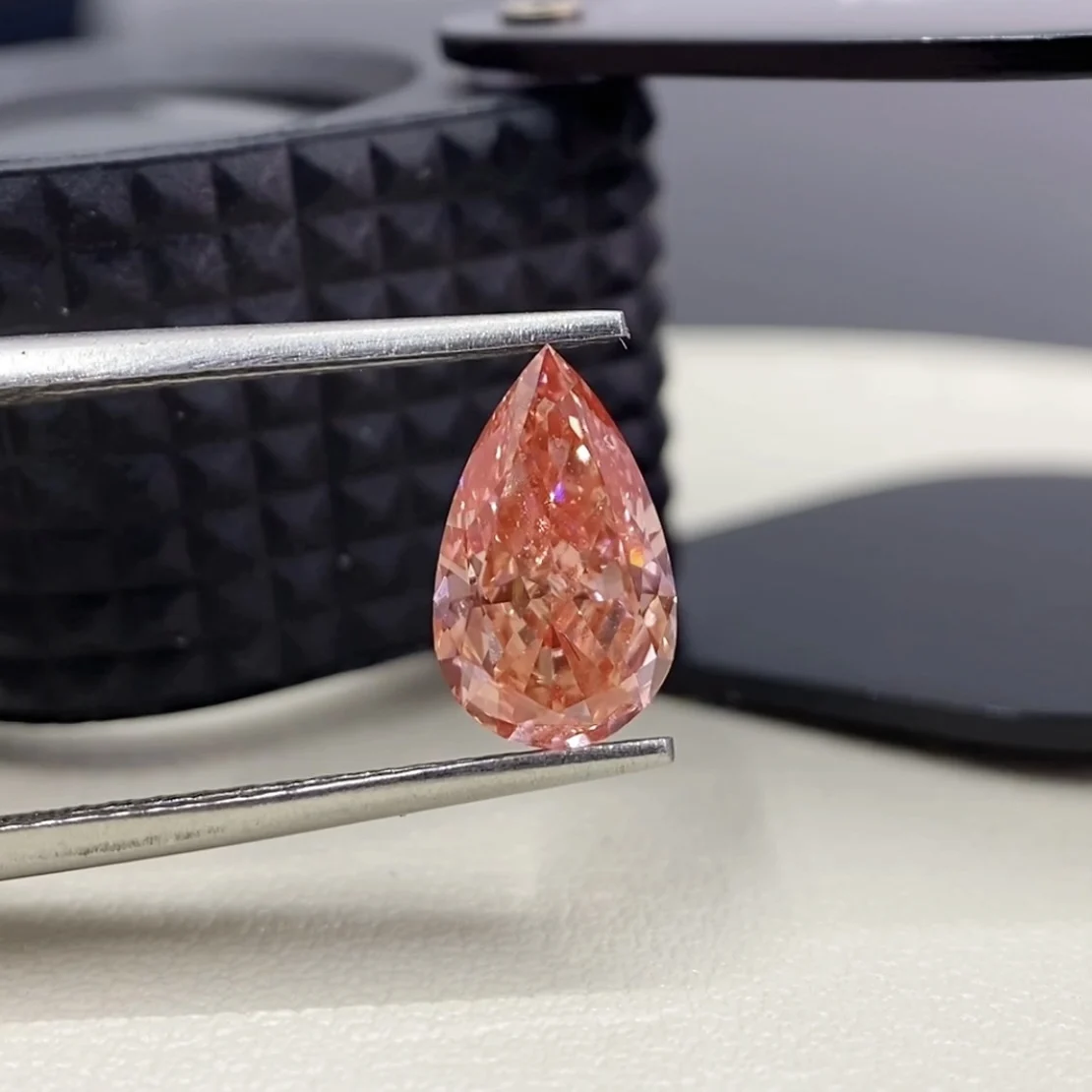 No-certificate 1.446CT VS Clarity Pink Color Pear Shape Lab Grown Diamond HPHT  Wholesale Intense Pink  without Certificate