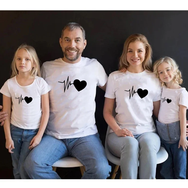 

Family Summer Printting Fashion T Shirt Vacation Matching Pullovers T Shirts Outfits Party Shirts 2024 Mommy Daddy Kids Look Tee