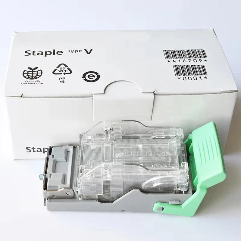 

Оригинальный картридж с скобами типа V 416709 для Ricoh MP C6502 C8002 C8003 C5100 C5110 6503 9003 (ТИП V)