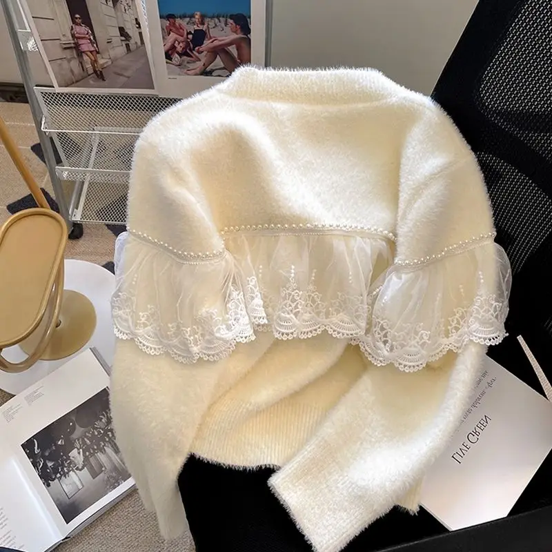 

White lace splicing knitted sweater women's design sense loose niche unique chic top spring and autumn cardigan jacket