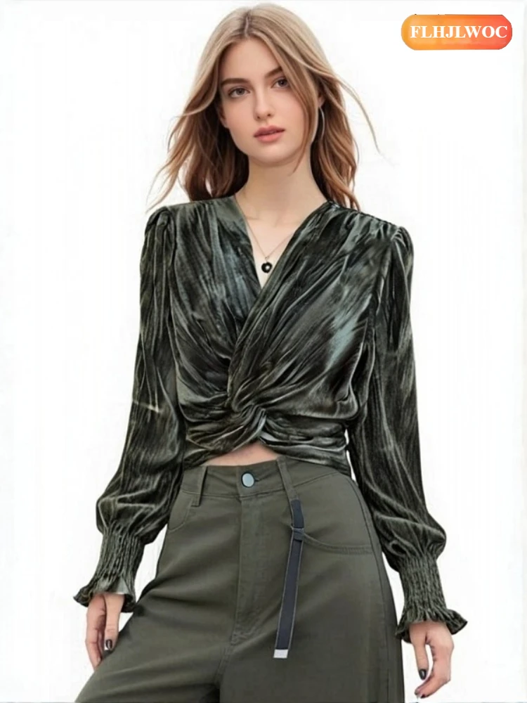 قطع علوية قصيرة قصيرة موضة ربيع 2026 للعام الجديد Y2K بلوزات نسائية لطيفة للفتيات الجميلات على الطراز الياباني بلوزات مخملية صغيرة لطيفة #1