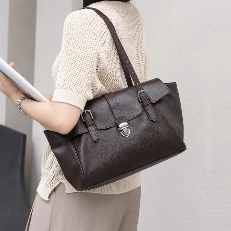 New Vintage Niche Underarm Shoulder Bag, Soft Leather Large Capacity Commute Tote Bag with Adjustable Strap for Workplace