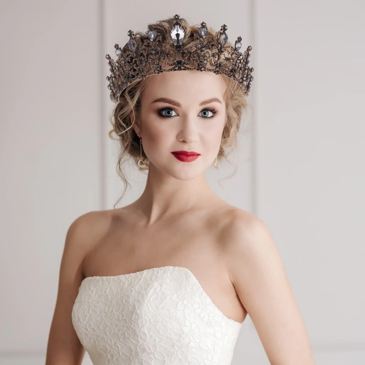 

Wedding Crown Rhinestones Headdress for Women Vintage Style Bridal Bridesmaid Party Prom Hair Accessories Crown Jewelry