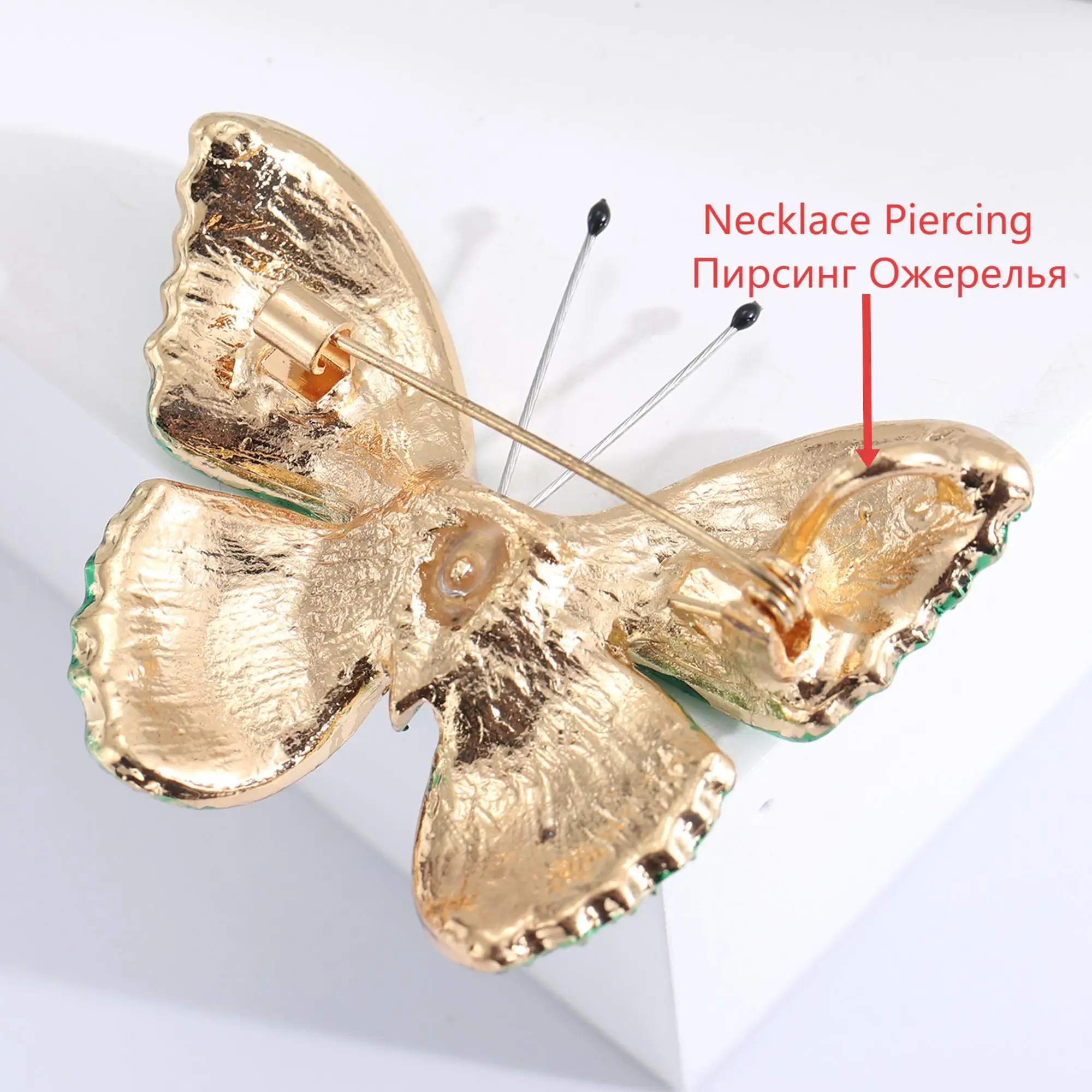 Beaut&Berry Full Rhinestone Butterfly Brooches for Women Insect Pins Casual Party Accessories New Year Gifts Friends Decoration