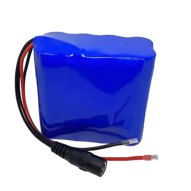 

New 14.8V/14.4V 6800mAh 18650 Lithium Battery Pack 4S2P 6800mAh Built-in 10A BMS for Bluetooth Speakers and Night Fishing Lights