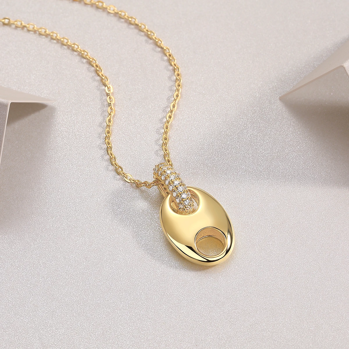 

JIUZUAN Moissanite Necklace, S925 Sterling Silver 18K Gold Plated, Unique Pendant Design, Luxury Jewelry for Women, Ideal Gift