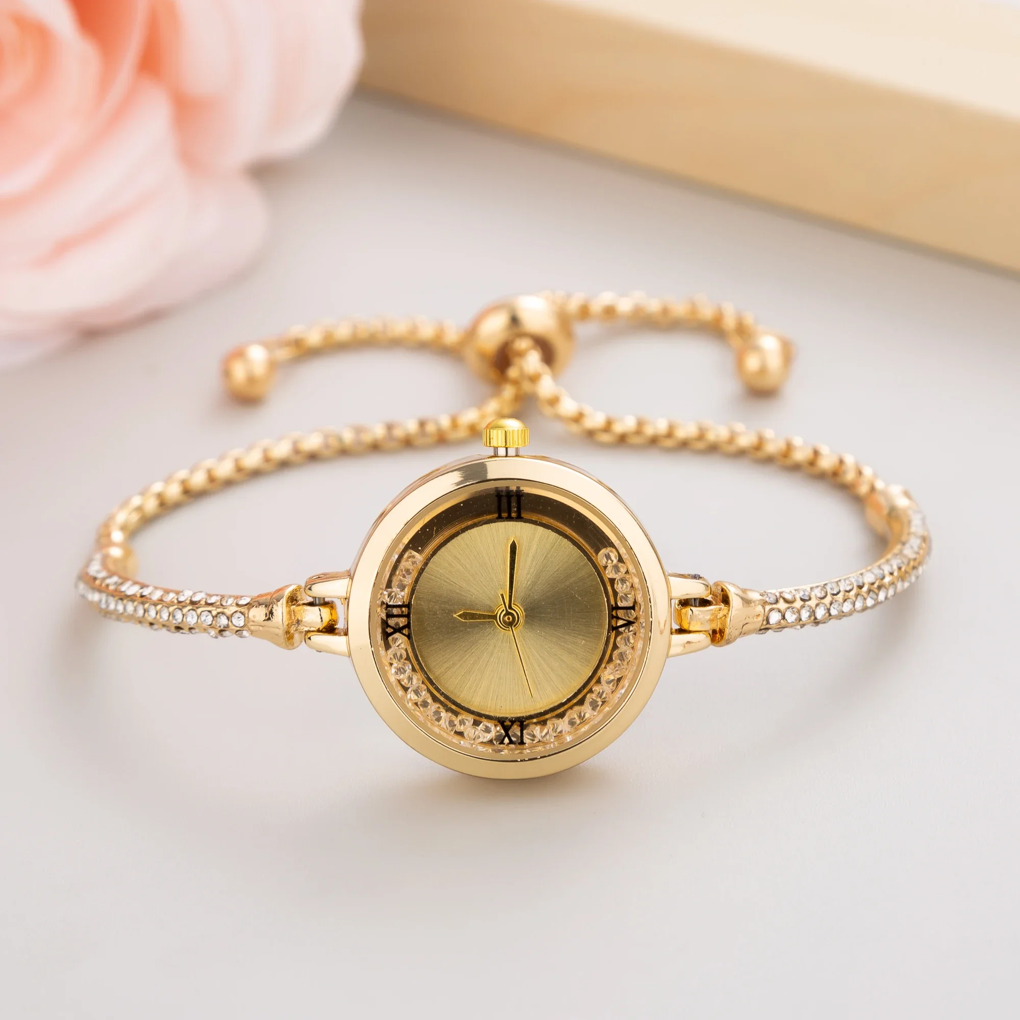 2024 Cute Women Steel Bracelet Watch Quartz Luxury Fashion Small Dial Watches Popular Wristwatch Female Elegant Gifts