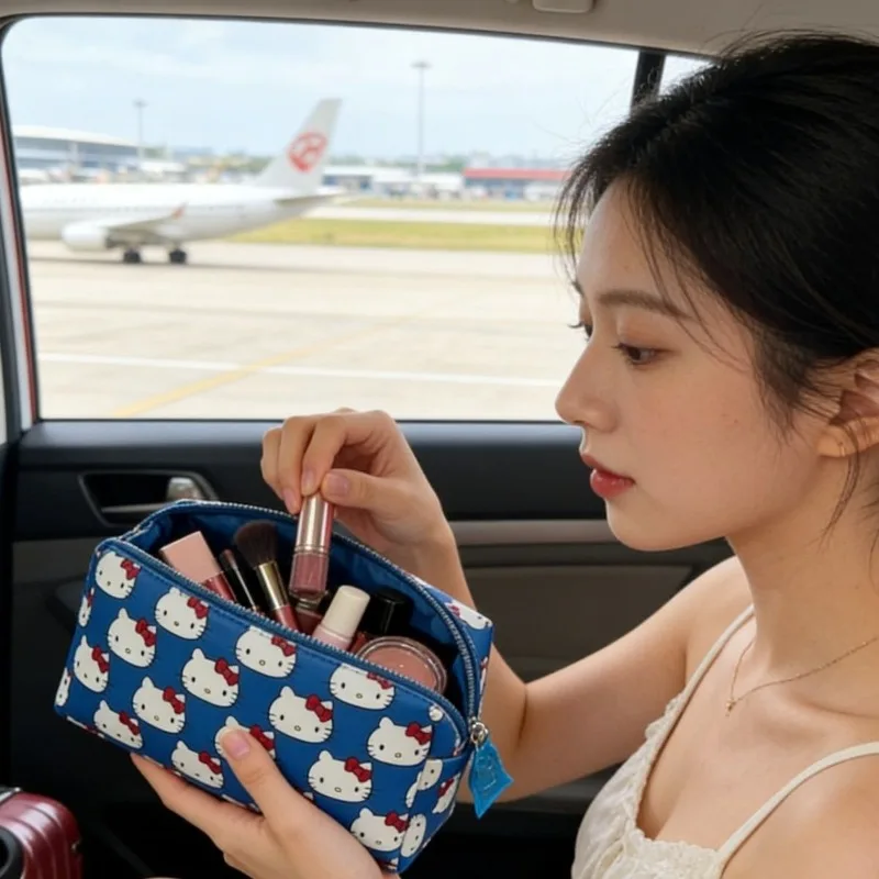

Sanrio New HelloKitty Kawaii Anime Cartoon Cosmetic Bag Commuting Versatile Portable Large Capacity Fashion Sense of Luxury Cute