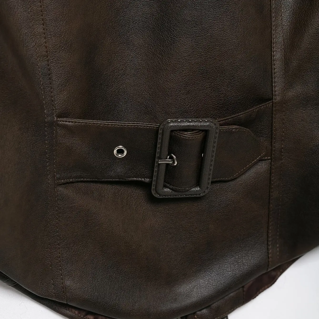 เสื้อโค้ทหนังผู้หญิง ดีไซน์ทันสมัย แต่งซิป แบรนด์ KASLEAD รุ่นใหม่ล่าสุด