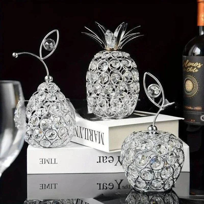 European Creative Crystal Crafts Apple Snow Pear Pineapple Statue Desktop Center Piece Home Decoration Accessories