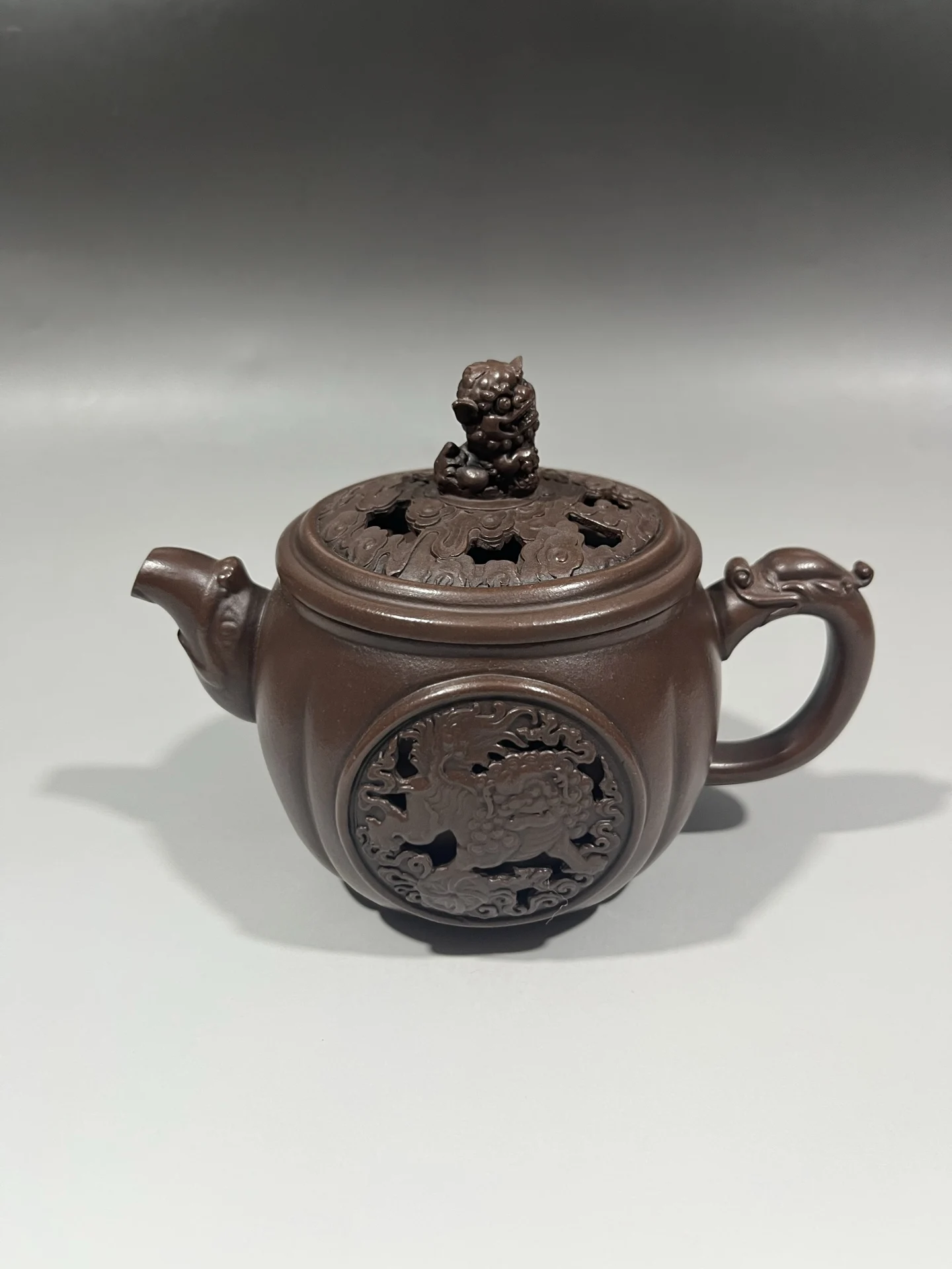 Old Chinese Handicraft Enameled YiXing Zisha (red stoneware) Teapot,Lion King,with mark, Free shipping