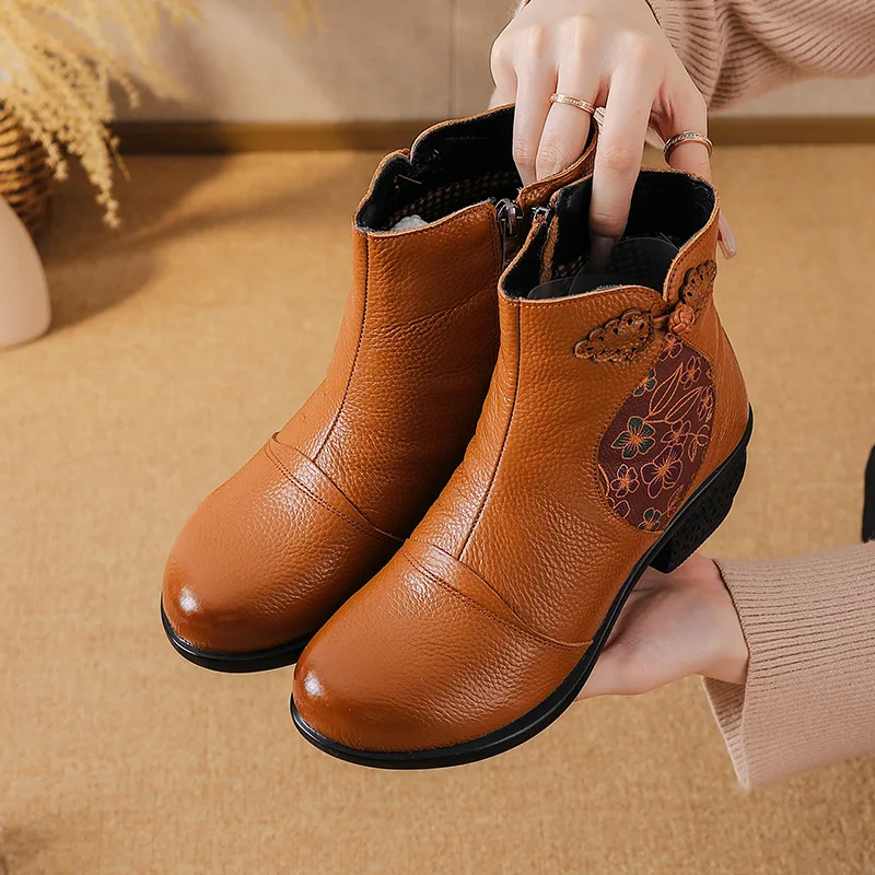 

New natural leather ankle boots ladies elegant winter shoes waterproof booties women's autumn low heels short plush boots mother