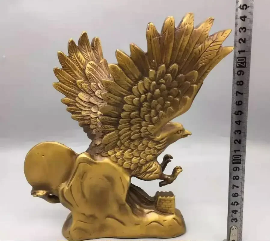 Metal Struggle Eagle Large 24cm High Decorative Decoration Home, Office, Cultural and Creative Decoration