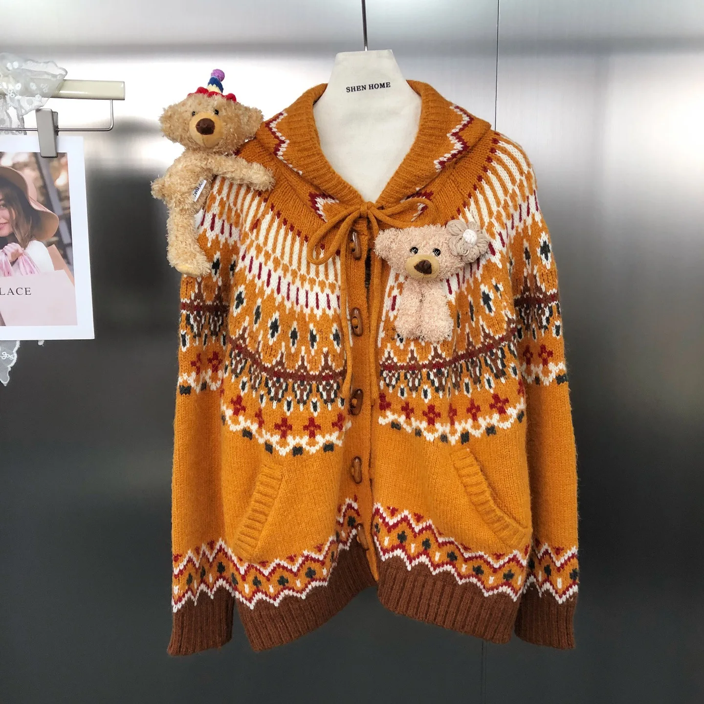 

Vintage Horn Button Hooded Sweater for Women Autumn and Winter Elegant Bear Brooch Japanese Style Knitted Cardigan