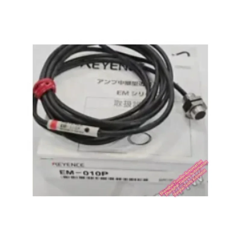 

KEYENCE EM-010P Proximity Sensor w/ In-Cable Amplifier NEW