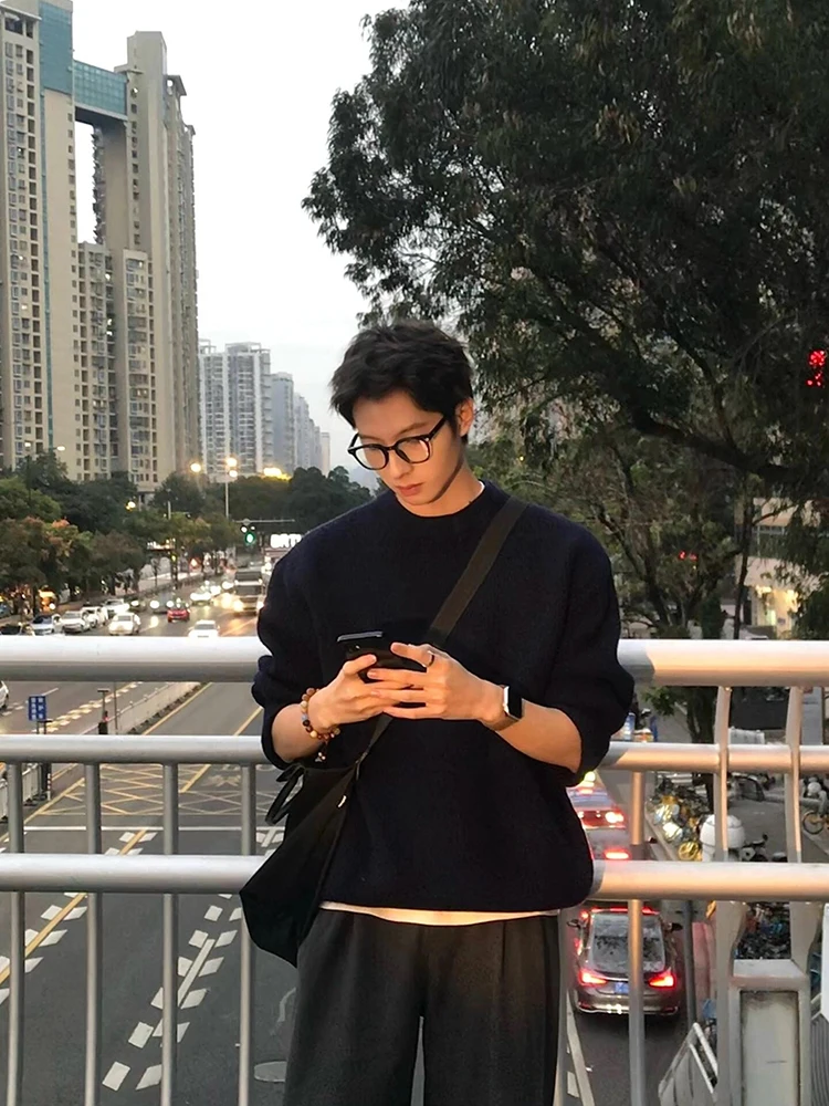 

Men's Pure Bla Fce Lined Thiened Knitted Sweater round Ne Inner Wear Casual Comfortable Winter Spring Seasonal Top