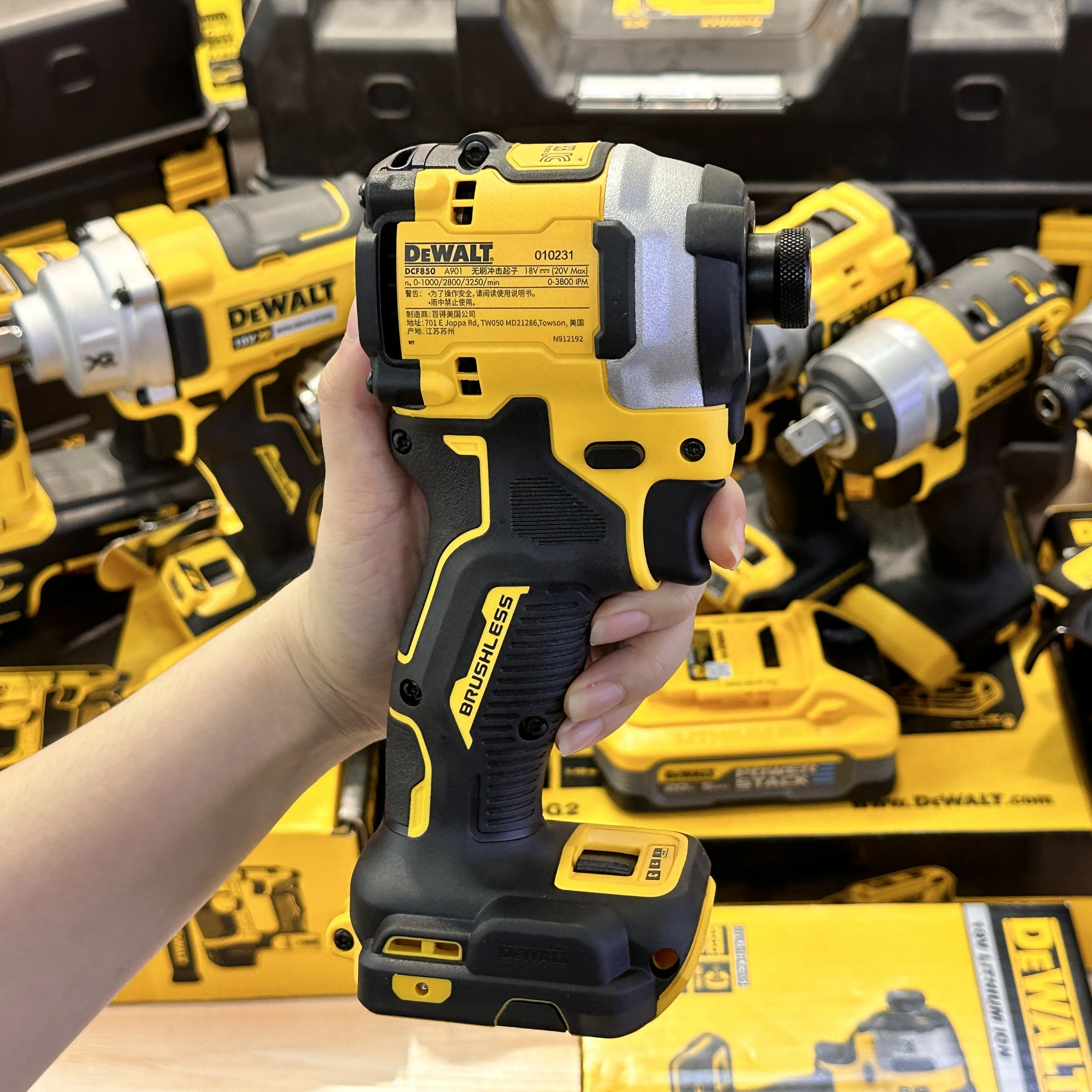 Imagem -06 - Dewalt-furadeira Elétrica sem Fio Ferramentas Elétricas Recarregáveis 20v Impact Driver 205nm Brushless Motor Dcf850