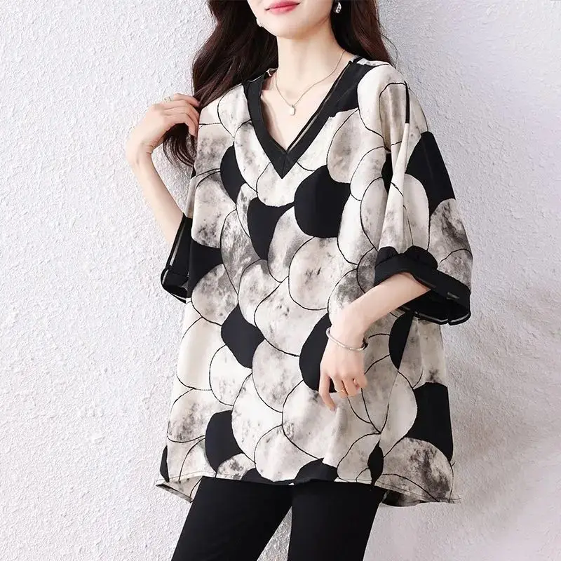Women Loose Batwing Sleeve V Neck Geometric Print T Shirt Casual Summer Top Flowy Half Sleeve Blouse