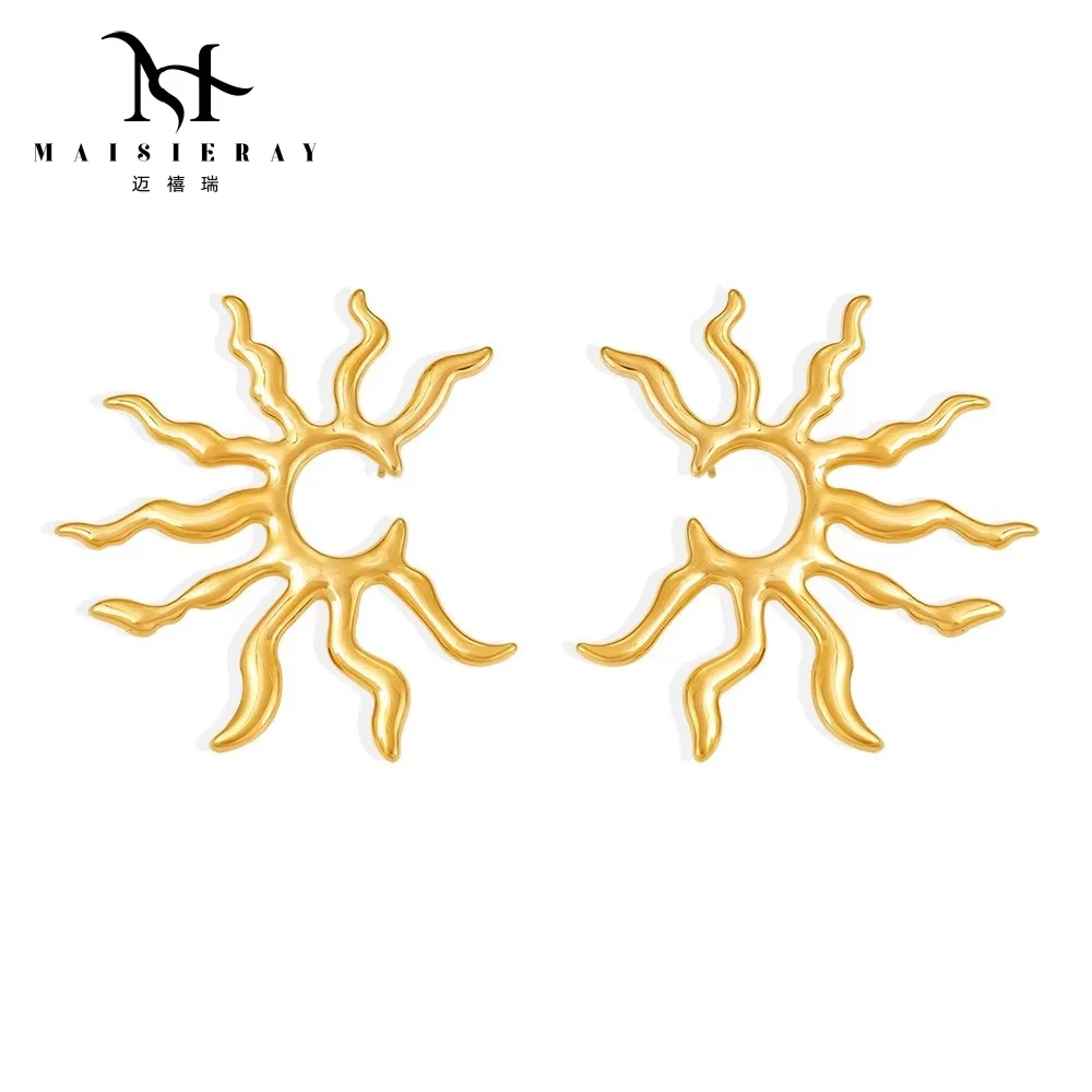 

MS Women's Sunflower Statement Earrings Fashionable Stainless Steel Plated Pierced And Color Retention Hot Selling New Style