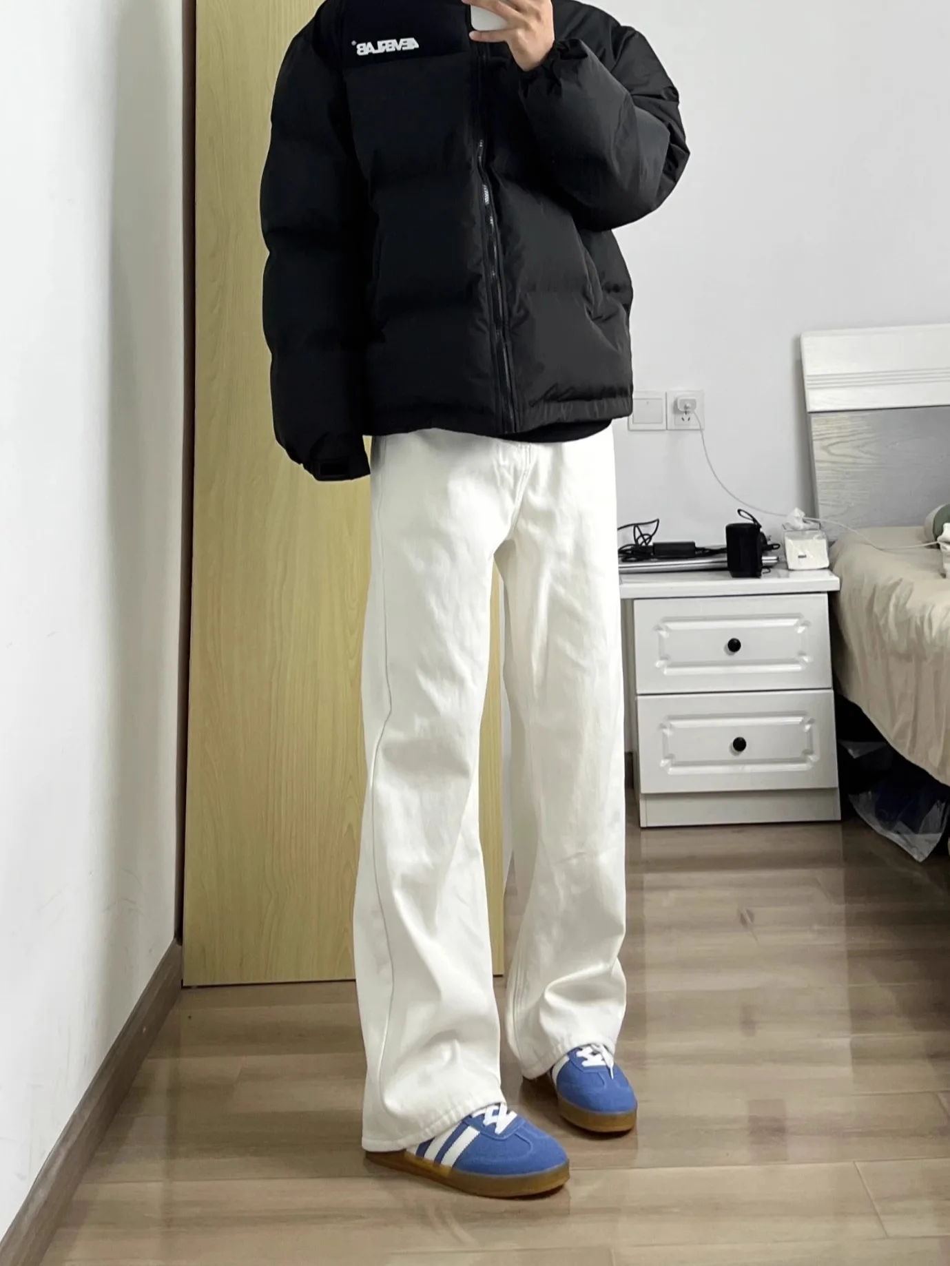American High Street Cleanfit Simple White Basic Slim Micro Flare Jeans Men Straight Leg Slimming Long Pants