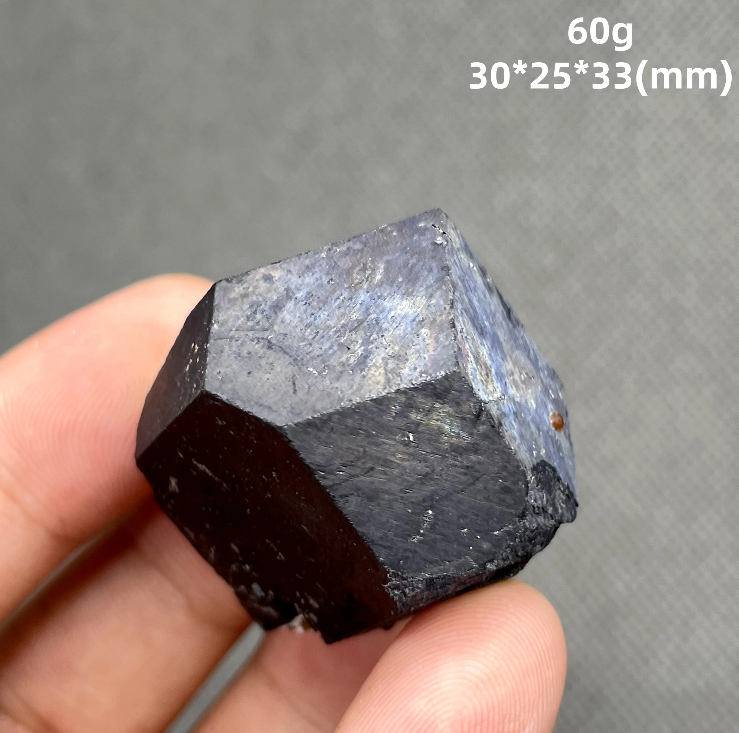 NEW! 100% Natural polyhedron Magnetite mineral specimen quartz crystal specimen Stones and crystals