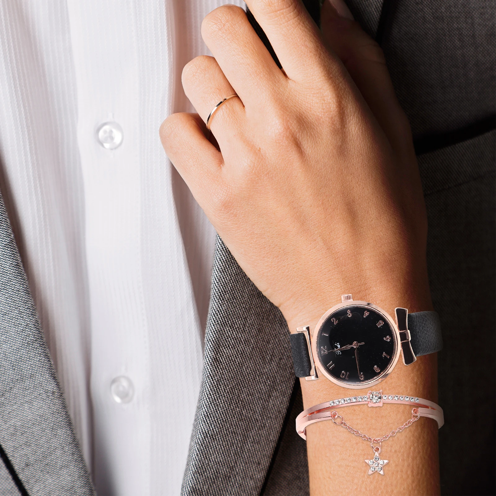 

Quartz Watch Bracelet Set Shiny Ladies Outdoor Indoor Great Gift Female Friends Stylish Material