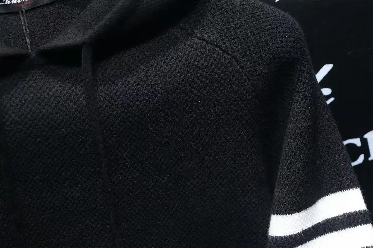 남성용 가을 겨울 컬렉션을 위한 새로운 스트라이프 니트 스웨터 후드 스웨터 캐주얼 패셔너블 다재다능한 트렌디 브랜드 S-4XL