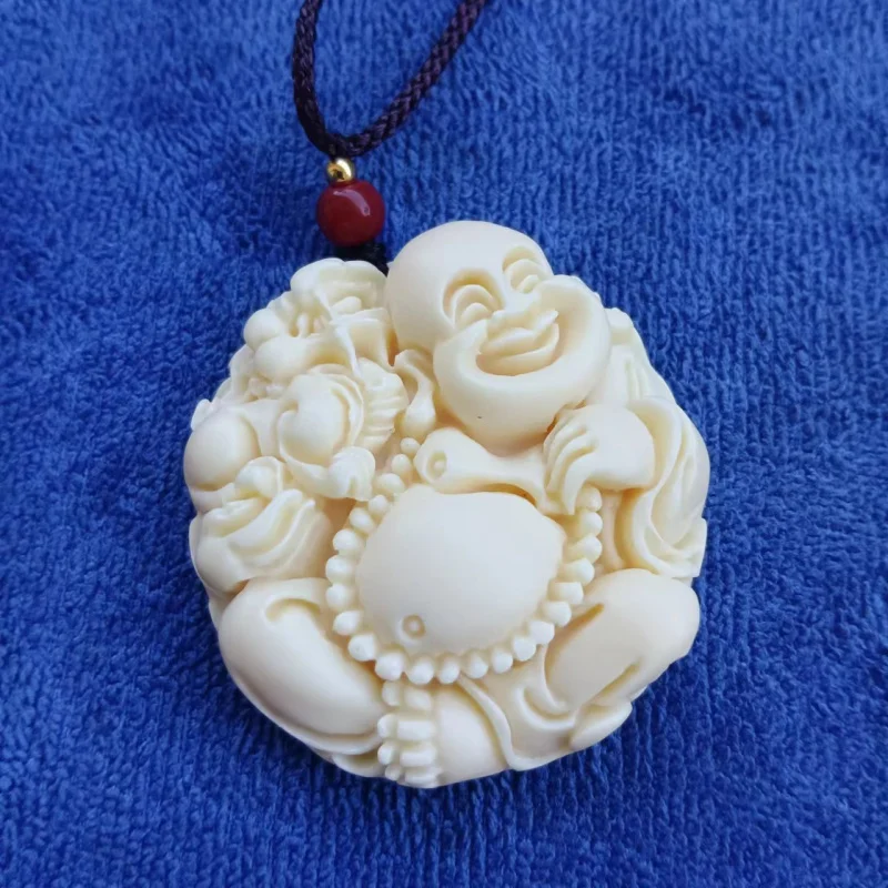 

Factory Direct Supply Ivory Nut Carved Big Belly Maitreya Buddha Hanging Piece Pendant Laicai Maitreya Hand Pieces Neck Hanging