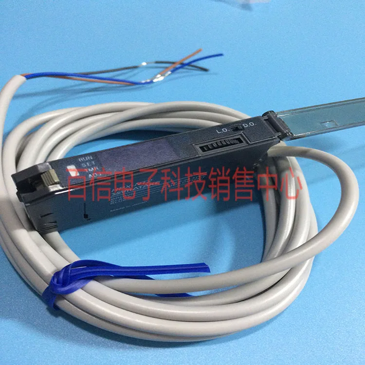 2025 Yamatake Fiber Amplifier Sensor For Mounting Machine HPX-NT4 HPX-NT2