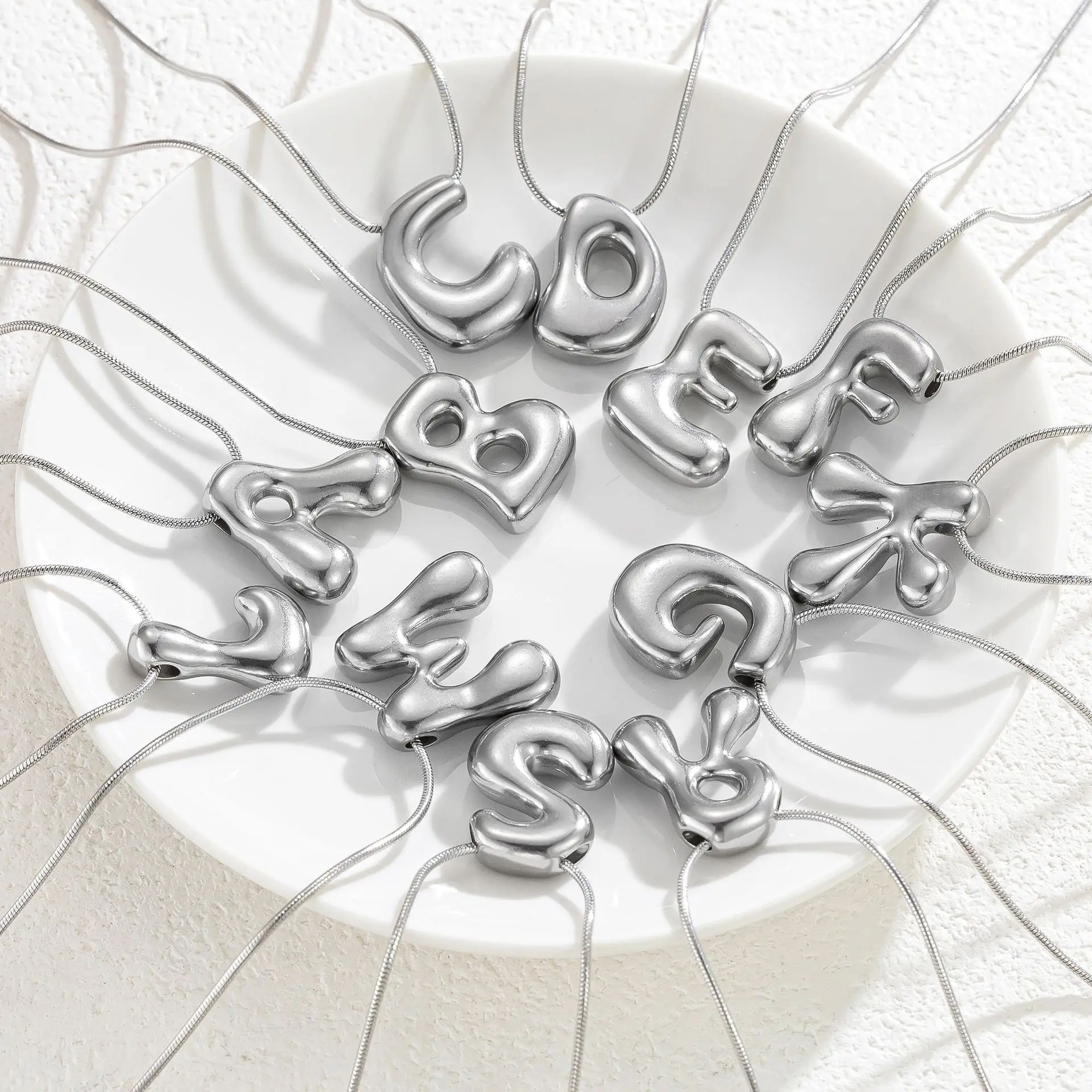 Never Fade Stainless Steel Letter Necklace Bubble Alphabet Letter Pendant Women Fashion Initial Necklace