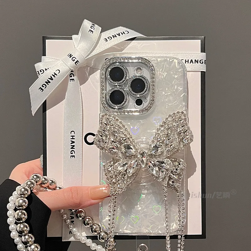 

Чехол для телефона в стиле легкой роскоши с блестящими стразами и подвеской-бабочкой, подходит для моделей Apple 16 Pro Max/iPhone 15/14 Plus/13.