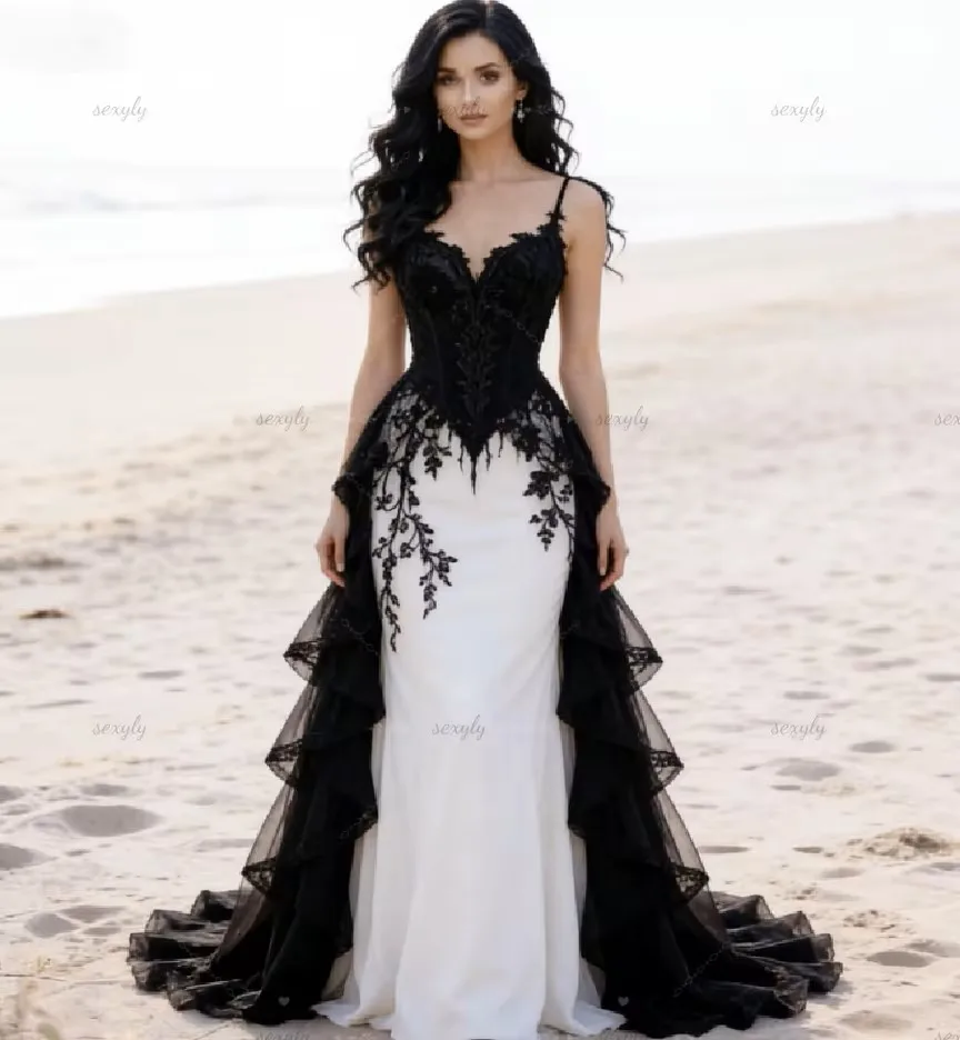 Black And White Mermaid Gothic Wedding Dress 2027 Elegant Spaghetti Straps Tiered Tulle Lace Beach Bridal Gowns Ombre Vestidos