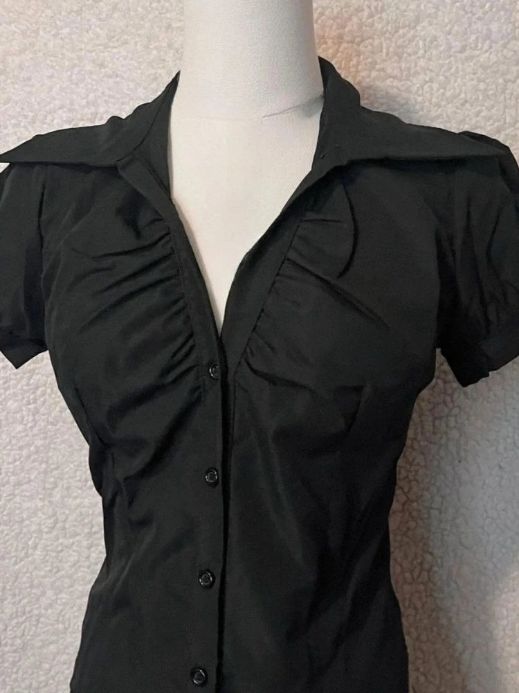 

Gothic Vintage Black Short Sleeve T-shirt Woman Darkly Hot Chick Button Wrinkle Lapel Tops Retro Y2k Fashion Slim Clothes New