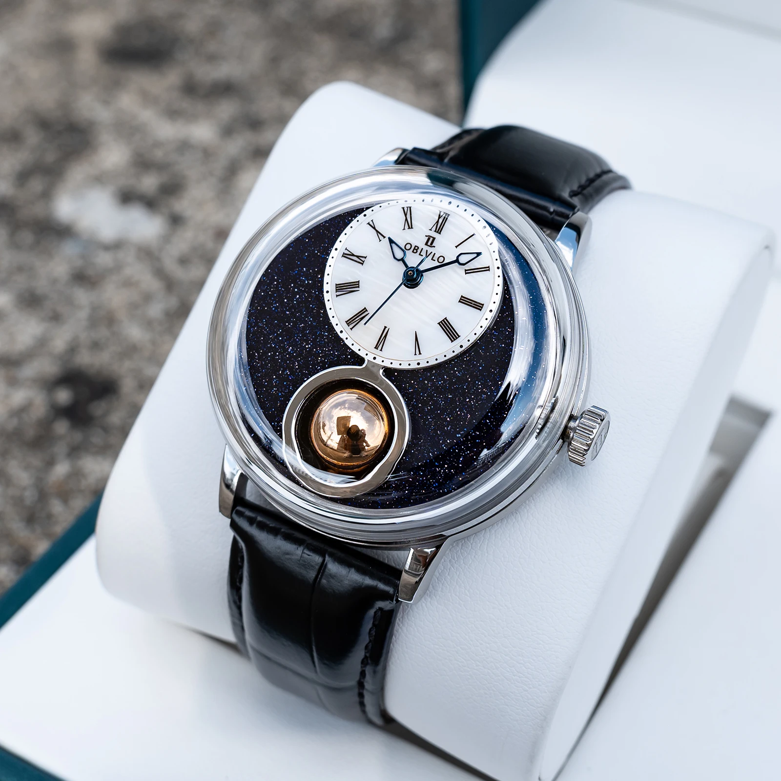 OBLVLO メンズ 316L ステンレス鋼機械式自動時計中空星空 24 時間表示レザーストラップクラシック腕時計