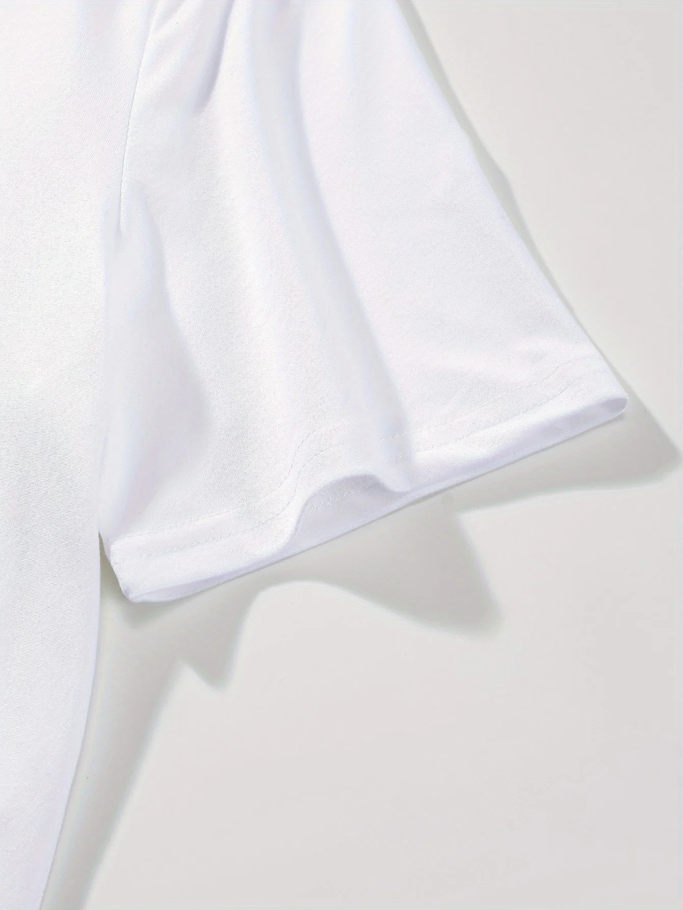 Bruce Springsteen T-shirt met grafische print, casual top met korte mouwen en ronde hals voor dames, zwart en rood "EN DE WERELD OP JE ZIJDE"