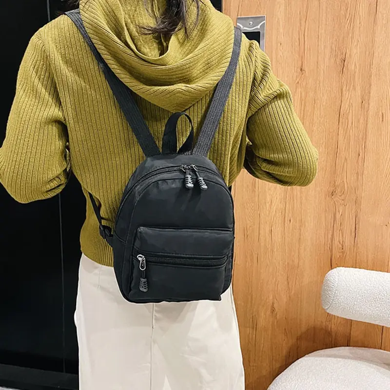 Mini sac à dos tendance pour femmes, en Nylon, blanc, décontracté, pour adolescentes, collection 2023