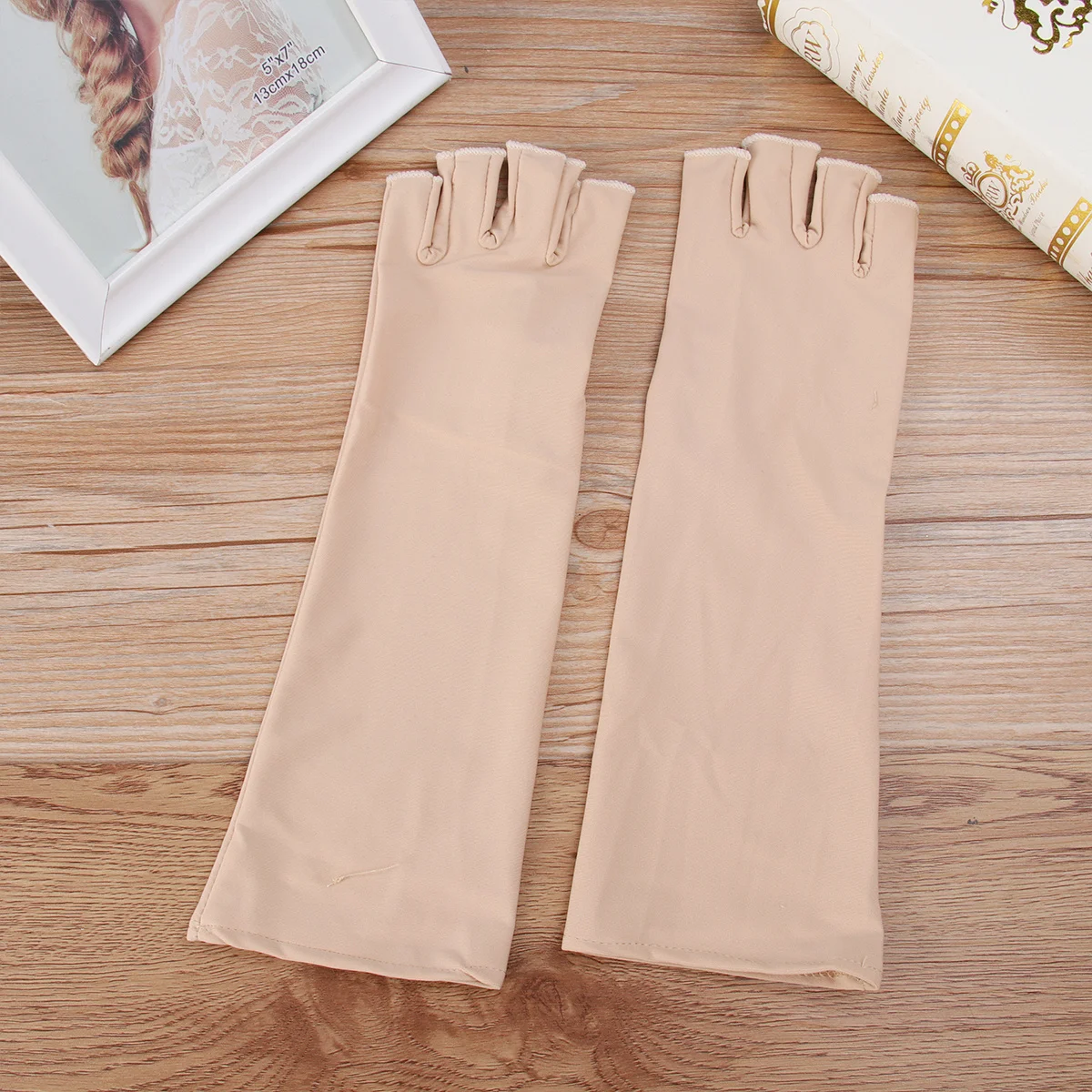 

1Pair Sun Protector Arm Sleeve Breathable Cooling Durable Stretchy Long Sleeves Oversleeves for Outdoor Running Cycling Golfing