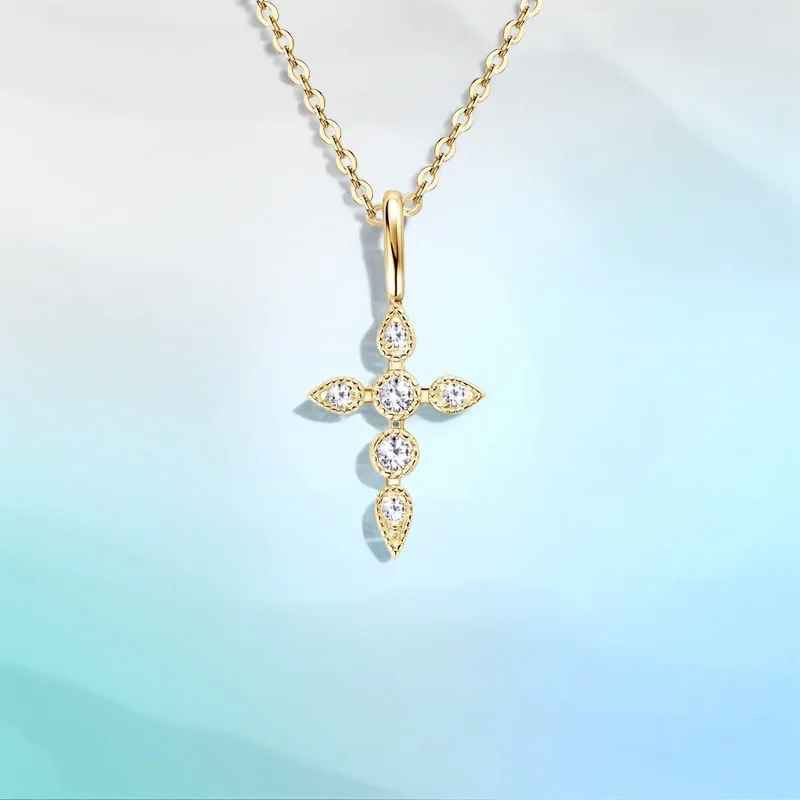 

​ 0,1 карата Европейский шикарный крест Муассанит Дизайнерское ожерелье S925 Серебро GBA Сертифицированные роскошные ювелирные изделия для женщин Бесплатная подарочная коробка