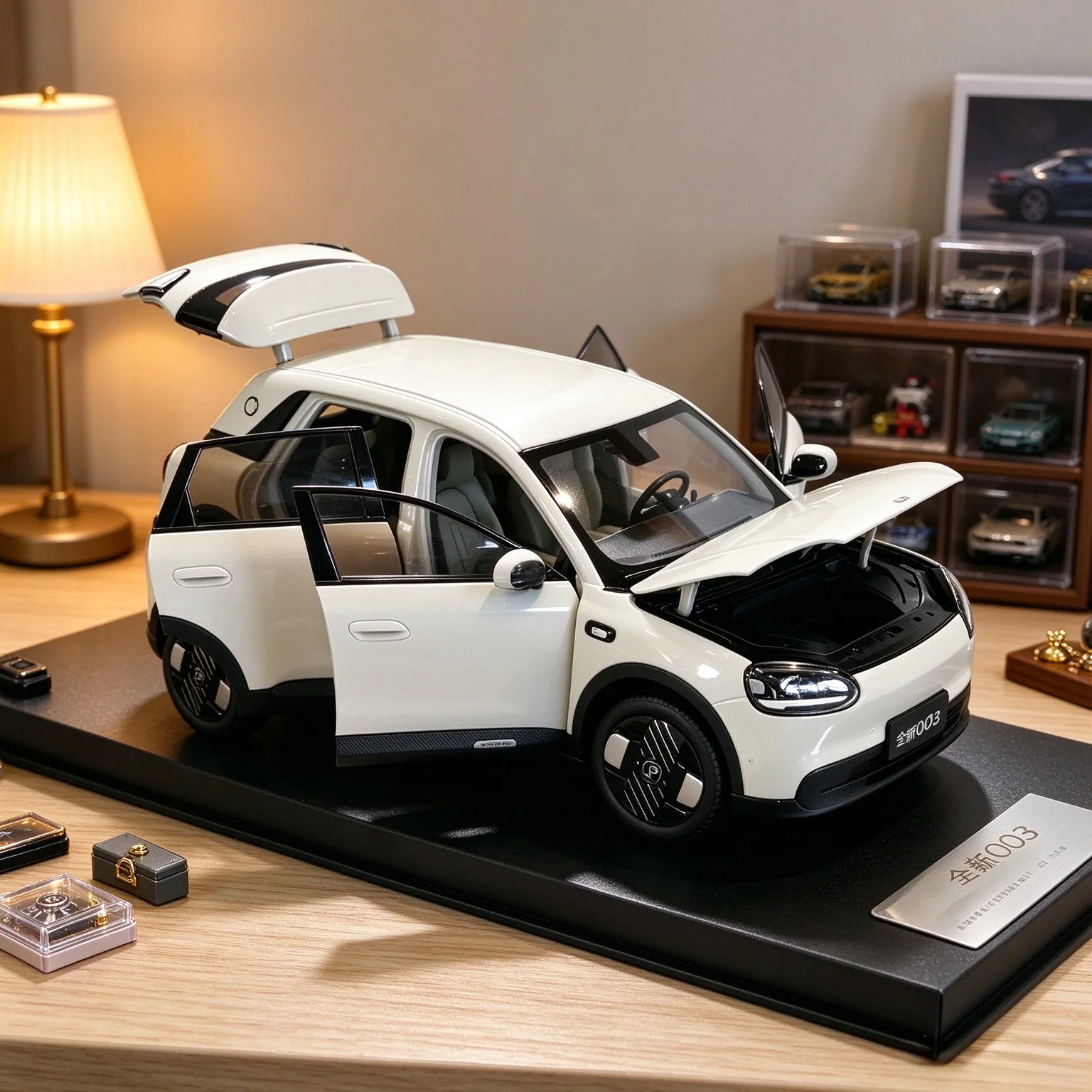 Chery Q Desktop Decoration,QQ 3 Die-cast Alloy Micromodel，Metal Car Model,Adult Gift,Pink,1:18