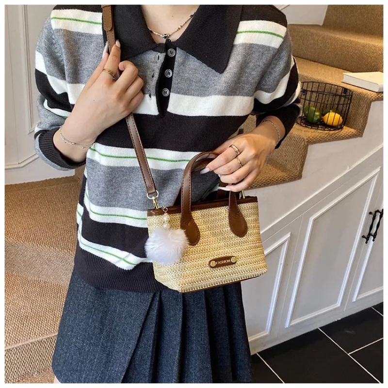 

High-End Women's Messenger Bag Made Of Premium Leather Boasting Paris Vintage Neat Spacious Daily Style​