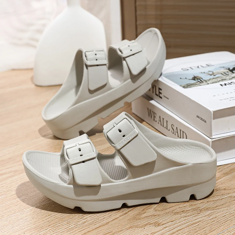 New Fashion Women Sandals Comfortable Women's Slippers High Quality EVA Women Flip-flops Nonslip Soft Integrated Slippers